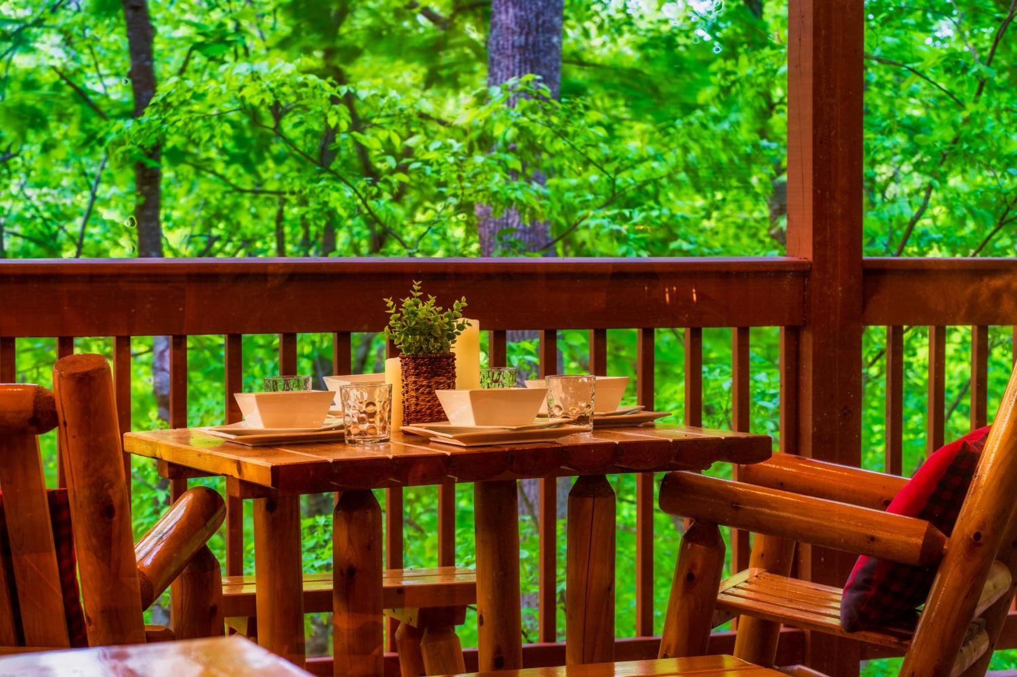 Cabin In A Gated Resort With Seasonal Resort Pool Пиджен Фордж Екстериор снимка